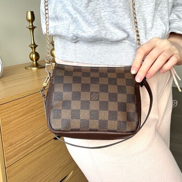 ✅AUTHENTIC✅LOUIS VUITTON TRUTH EBENE POUCH - Picture 14 of 14